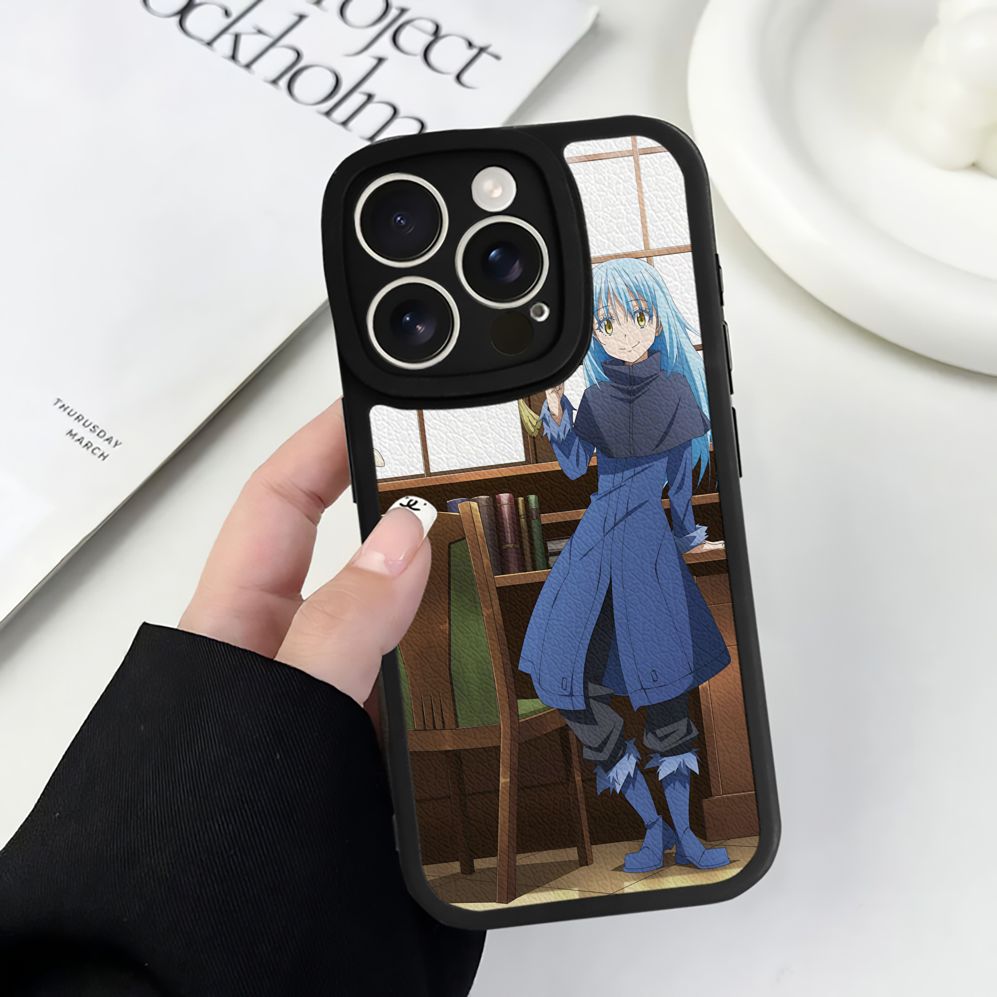 （画像用） 転スラ Regarding Reincarnated to Slime 【iPhone 16シリーズ対応】シリコンスマホケース（レザー調） 材質：シリコン